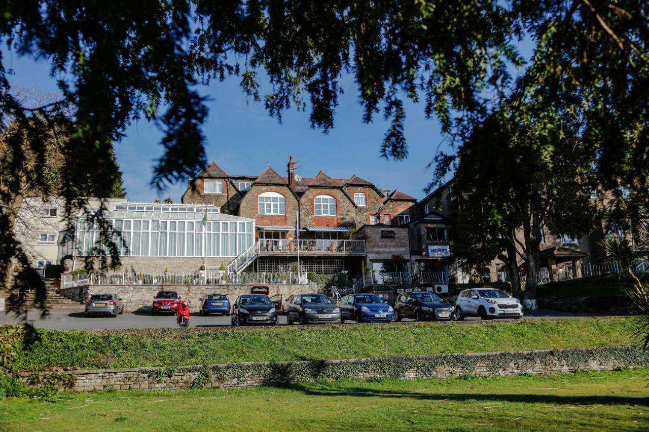 The Diplomat Hotel Restaurant & Spa Llanelli Dış mekan fotoğraf