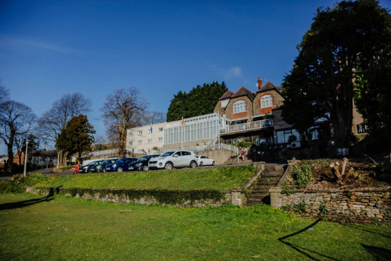 The Diplomat Hotel Restaurant & Spa Llanelli Dış mekan fotoğraf