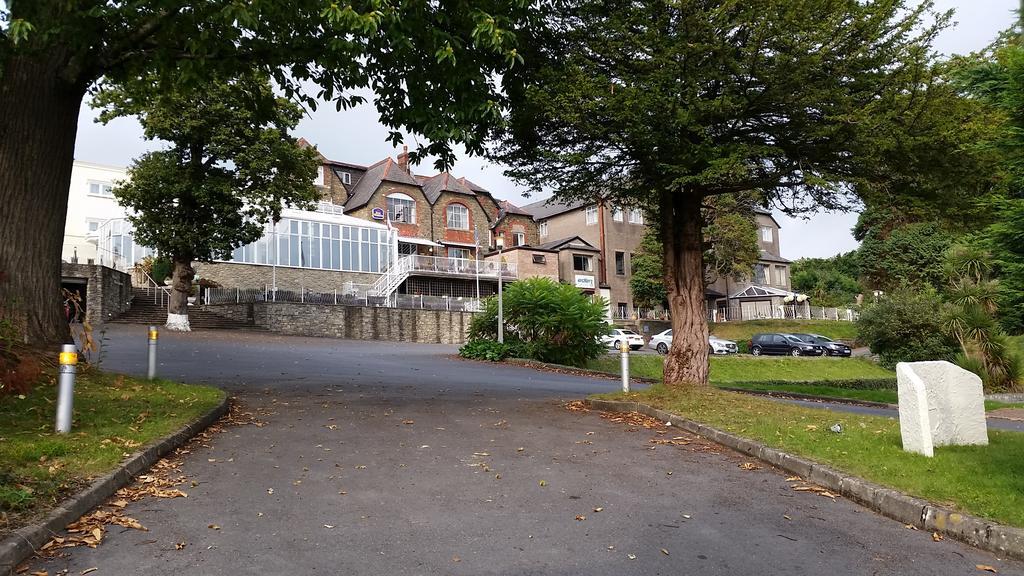 The Diplomat Hotel Restaurant & Spa Llanelli Dış mekan fotoğraf