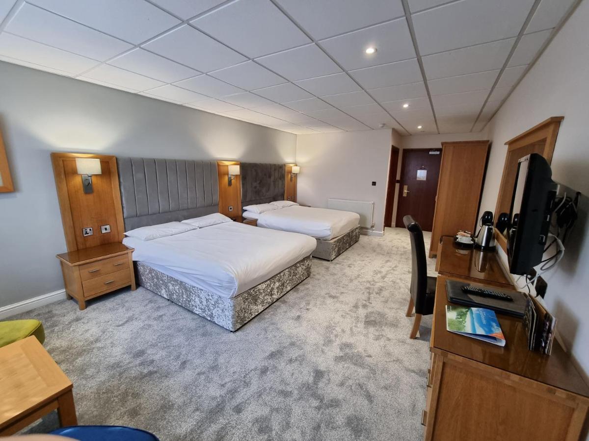 The Diplomat Hotel Restaurant & Spa Llanelli Dış mekan fotoğraf