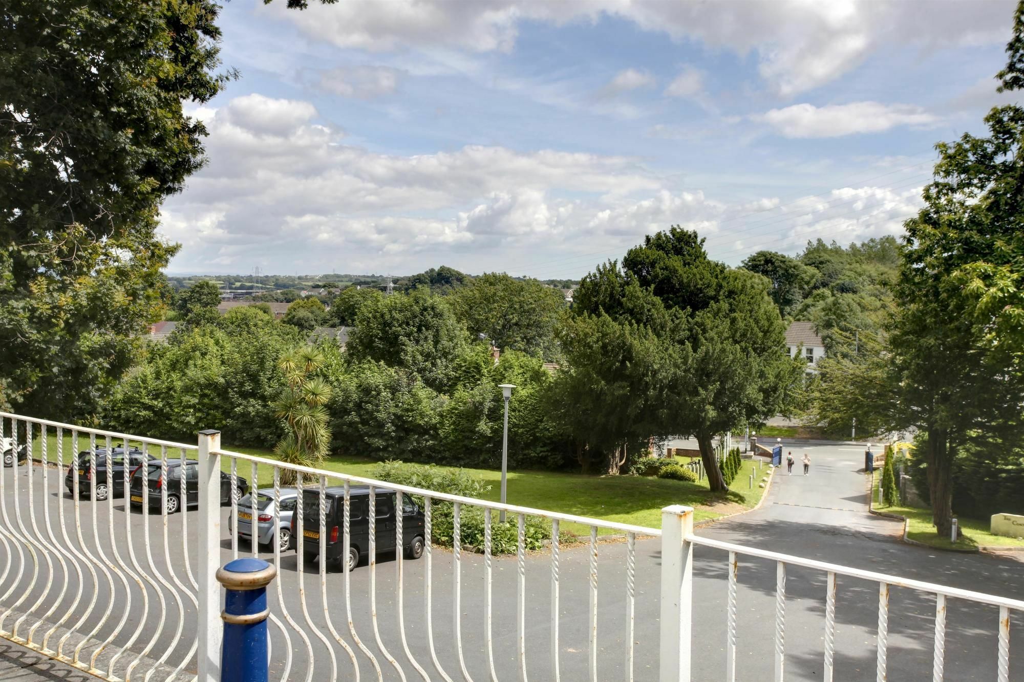 The Diplomat Hotel Restaurant & Spa Llanelli Dış mekan fotoğraf